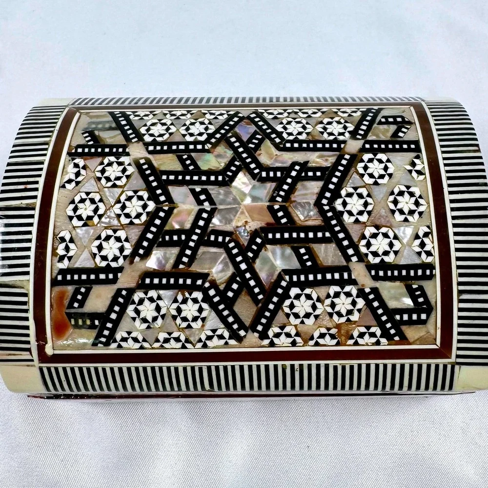 Handmade Mother of Pearl Inlay Wooden Jewelry Box Domed Mosaic Trinket Box NICE
